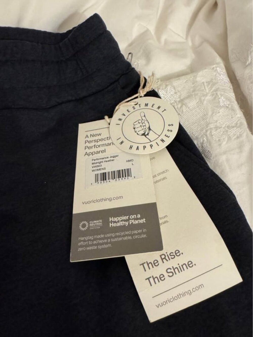 Vuori NWT Performance Jogger - Large - Picture 3 of 6